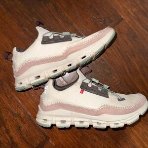 On Running Cloud Edge Sneakers in Off-White & Blush